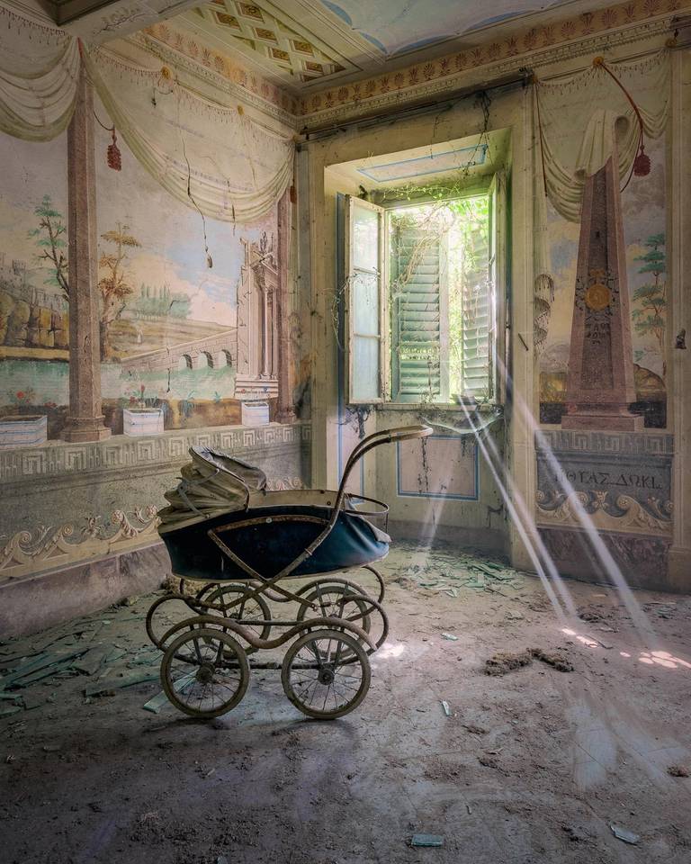 Abandoned places - Photo taken by Andy Schwetz